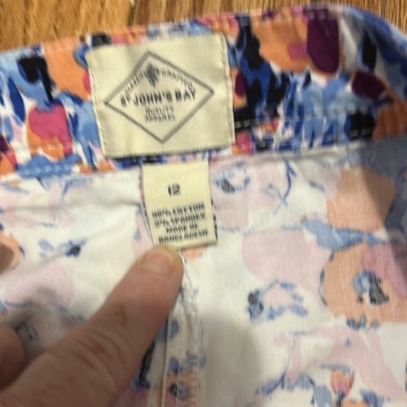 St. John’s Bay Floral Print Skort Size 12 - Picture 5 of 7